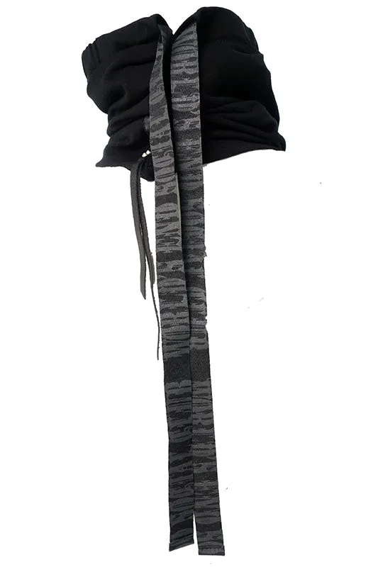 1802-ST05 World's End Neck Warmer
