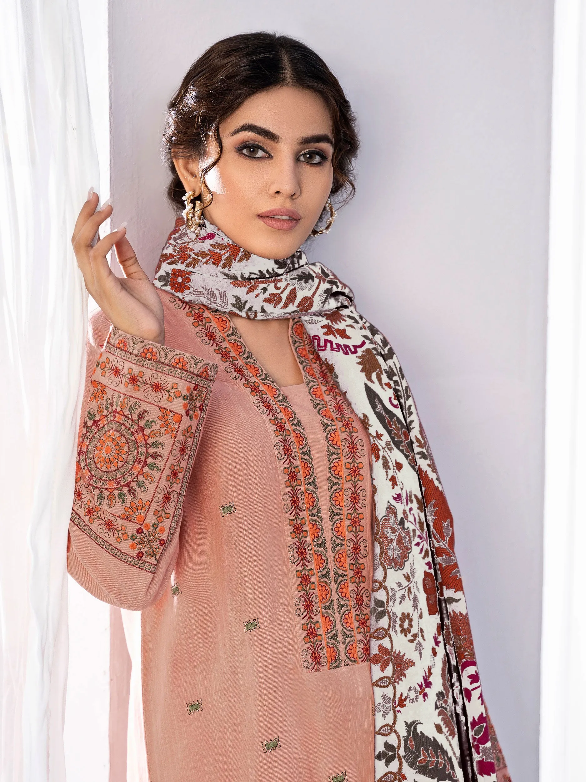 2 Piece Embroidered Khaddar Suit (Unstitched)