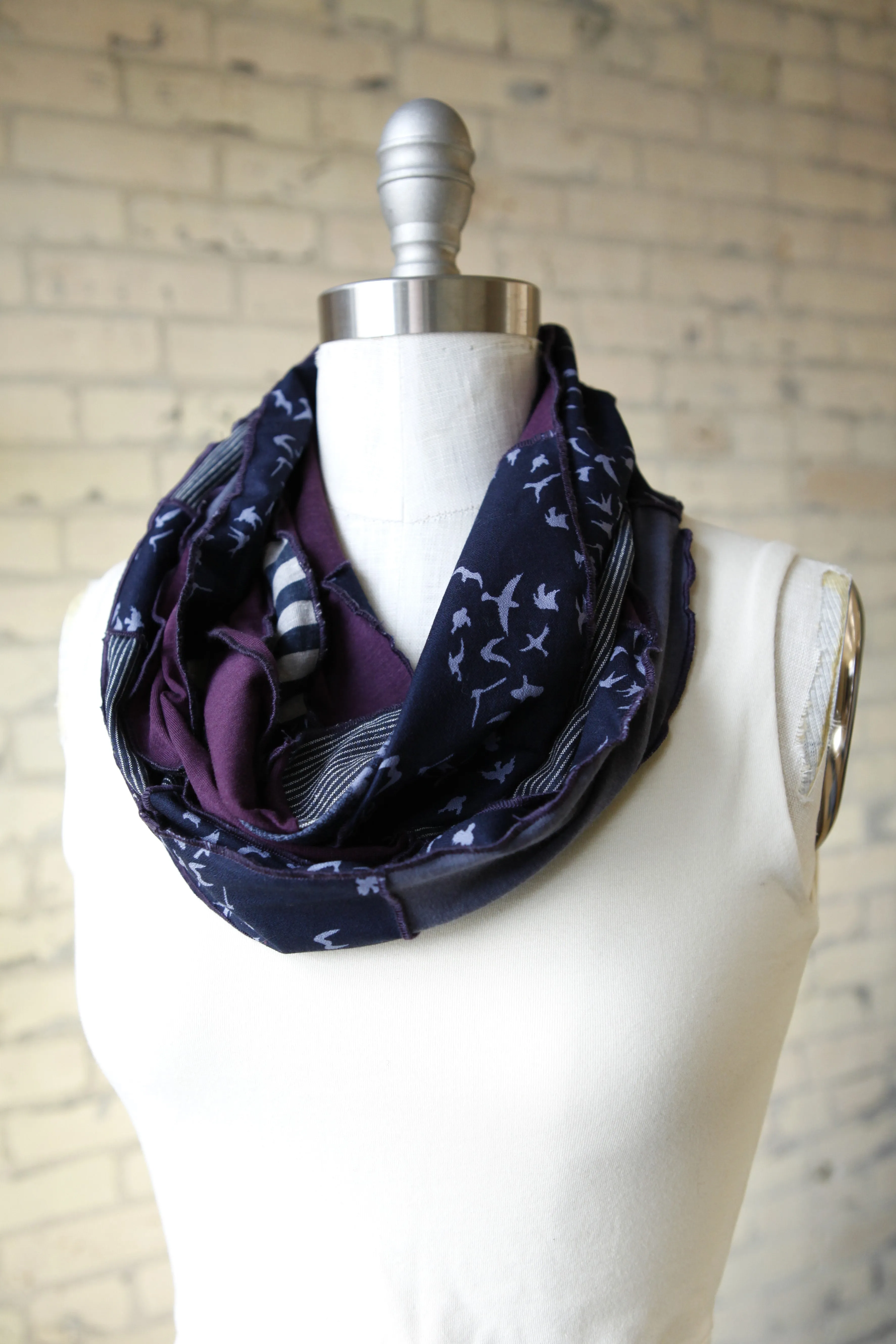Migration Infinity Scarf