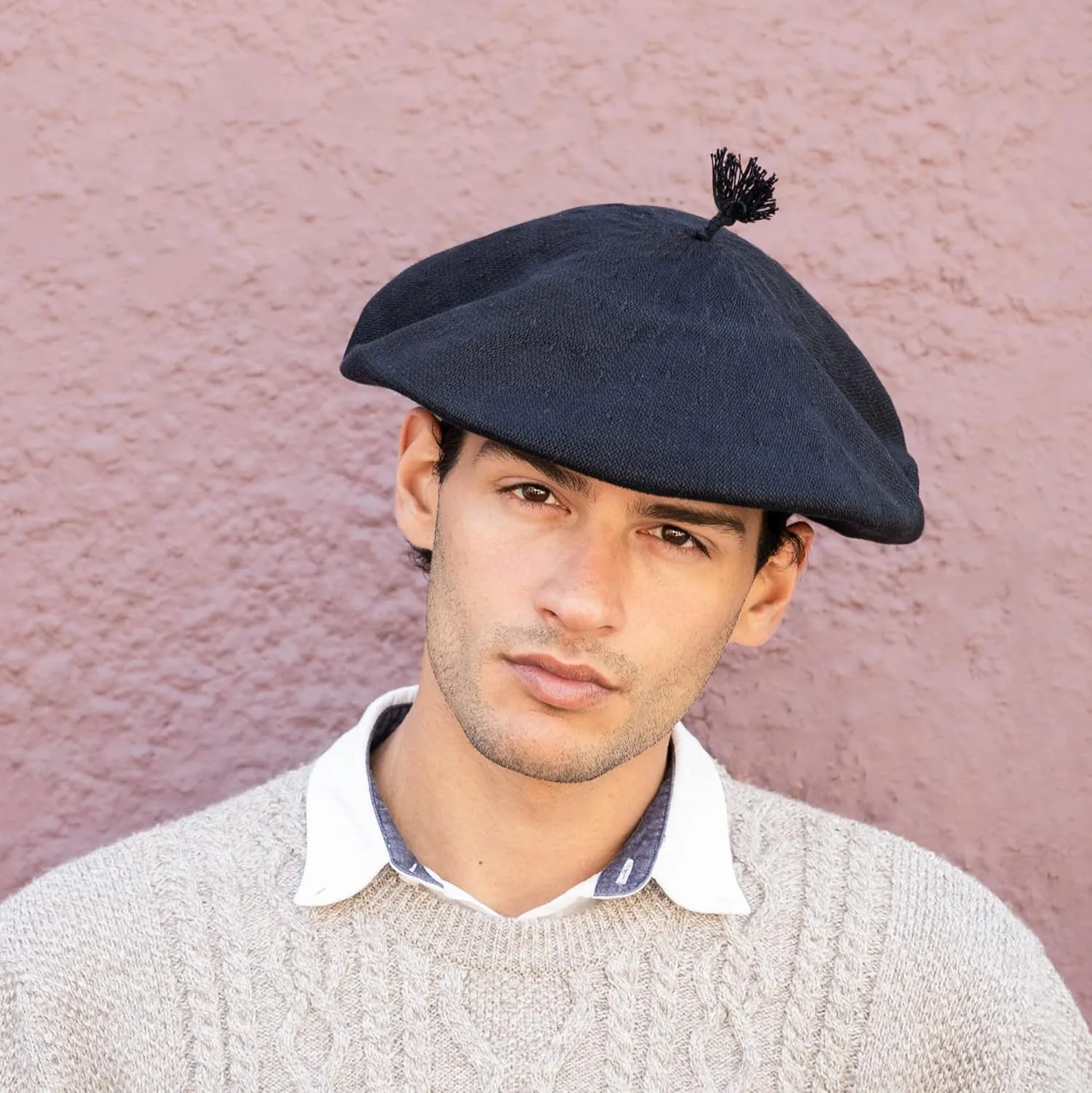 Unisex Beret Gaucho hat Traditional hat from Argentina