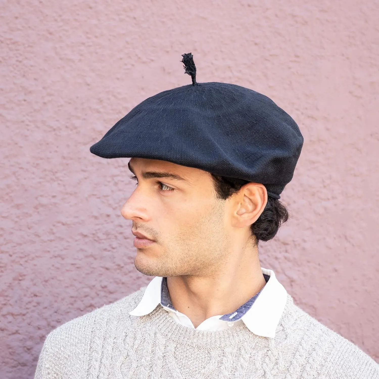 Unisex Beret Gaucho hat Traditional hat from Argentina