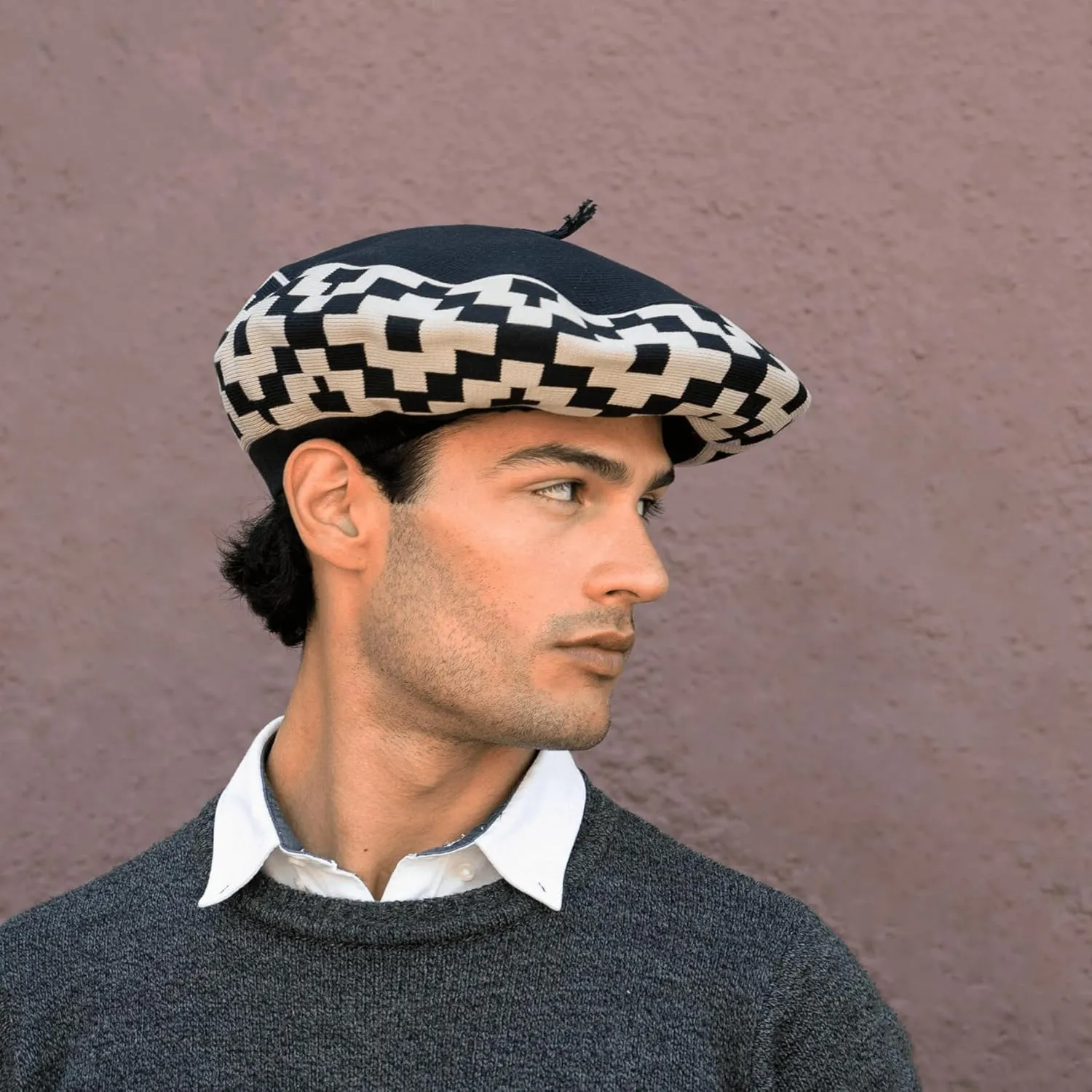 Unisex Beret Gaucho hat Traditional hat from Argentina