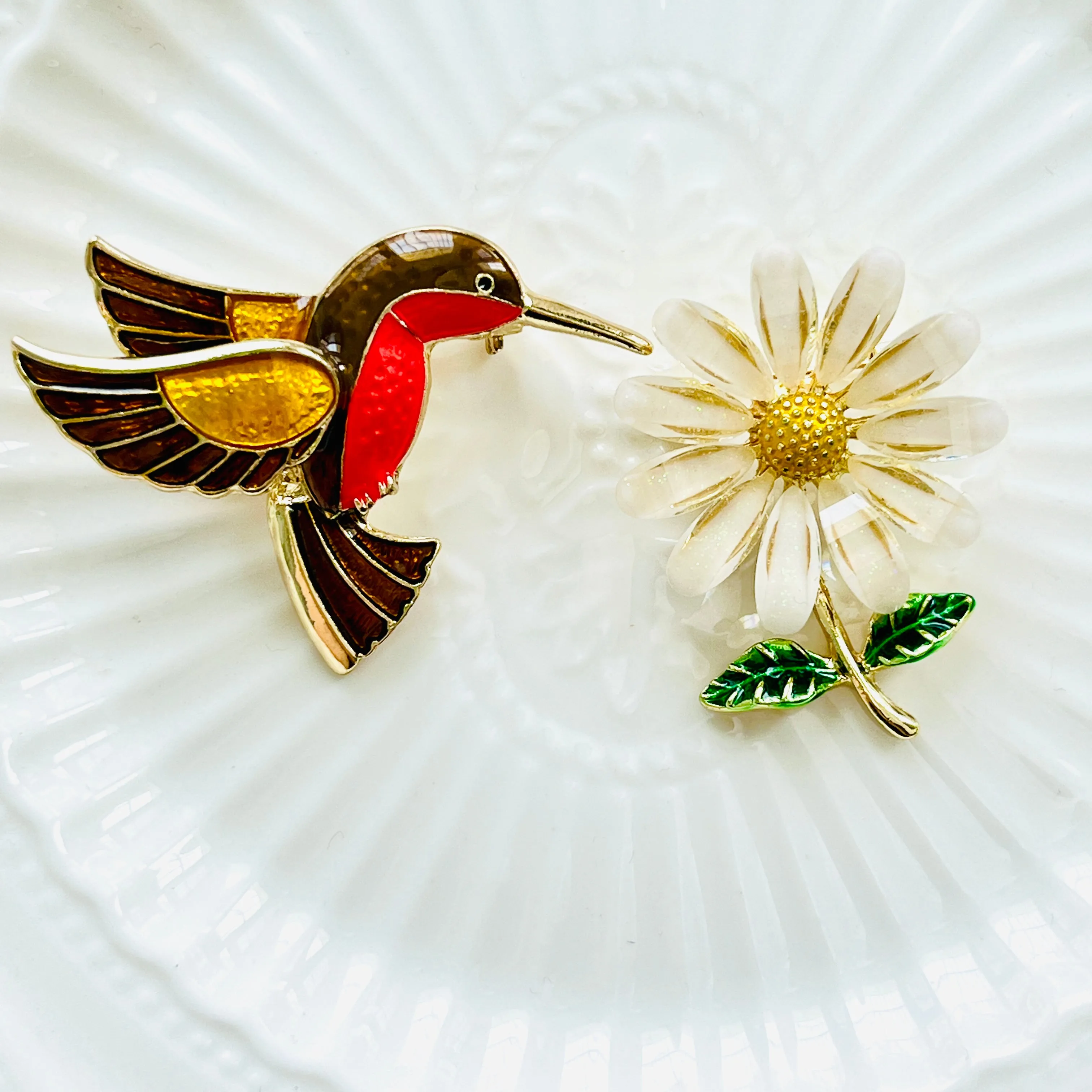 Vintage Hummingbird Brooch
