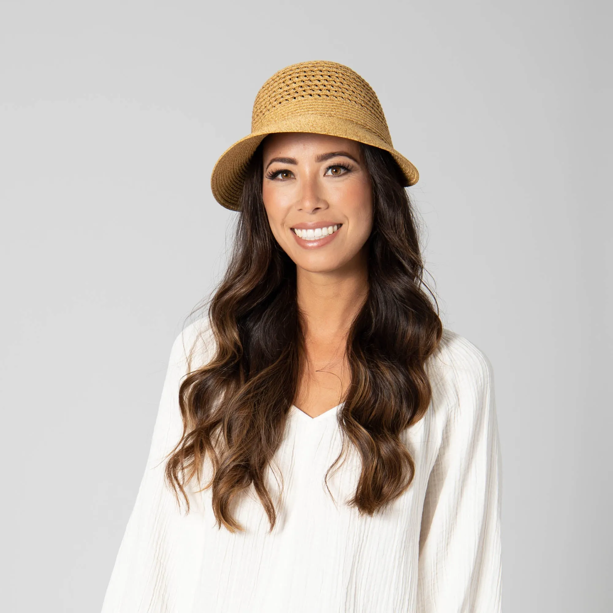 Women's Face Saver Cap