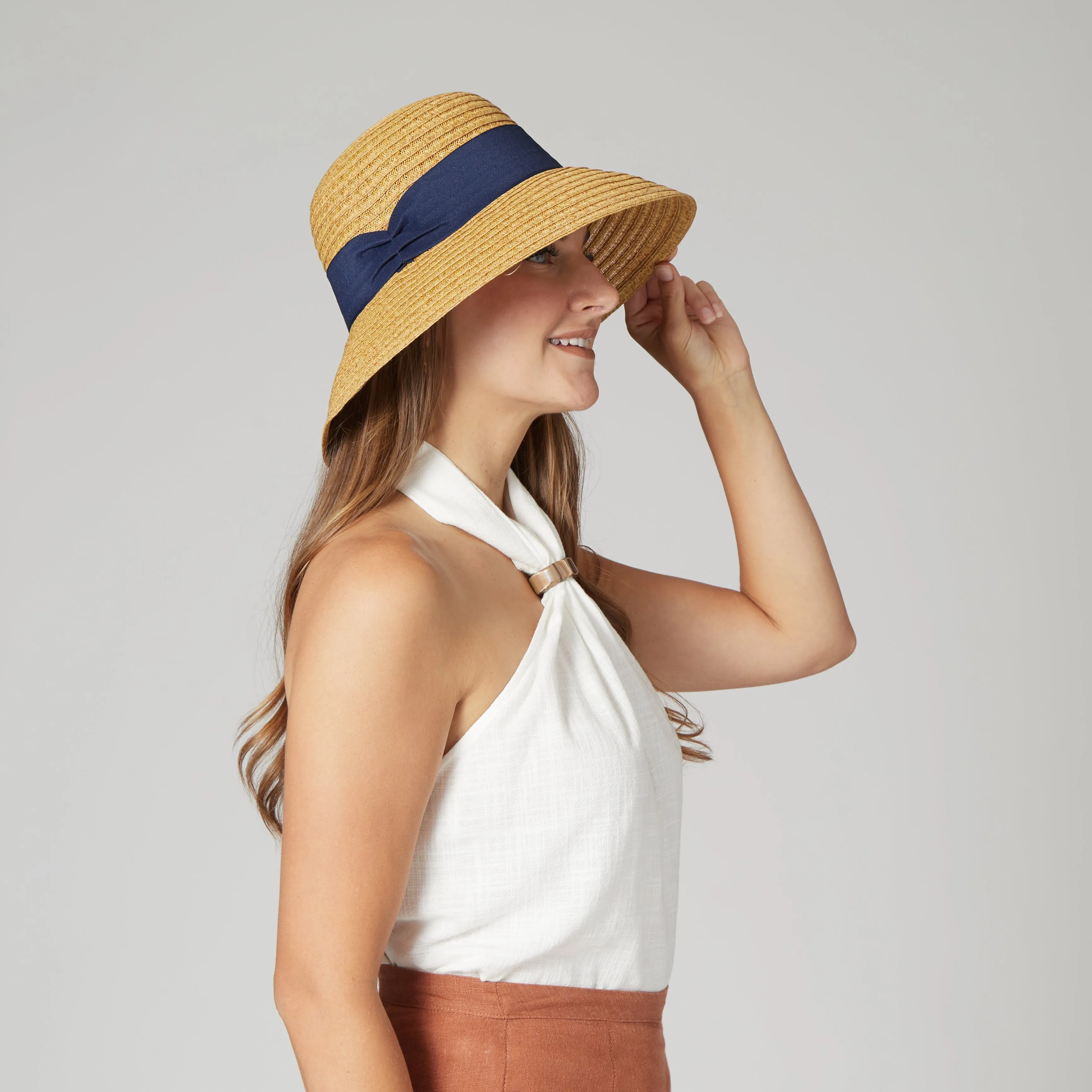 Women's Paperbraid Cloche W/ Grosgrain Band